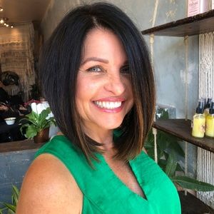 Meet your Posher, Angela